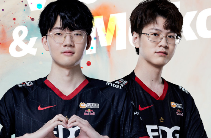 KT碾压FPX，Meiko完成史诗逆转激烈交锋半决赛，让粉丝疯狂欢呼