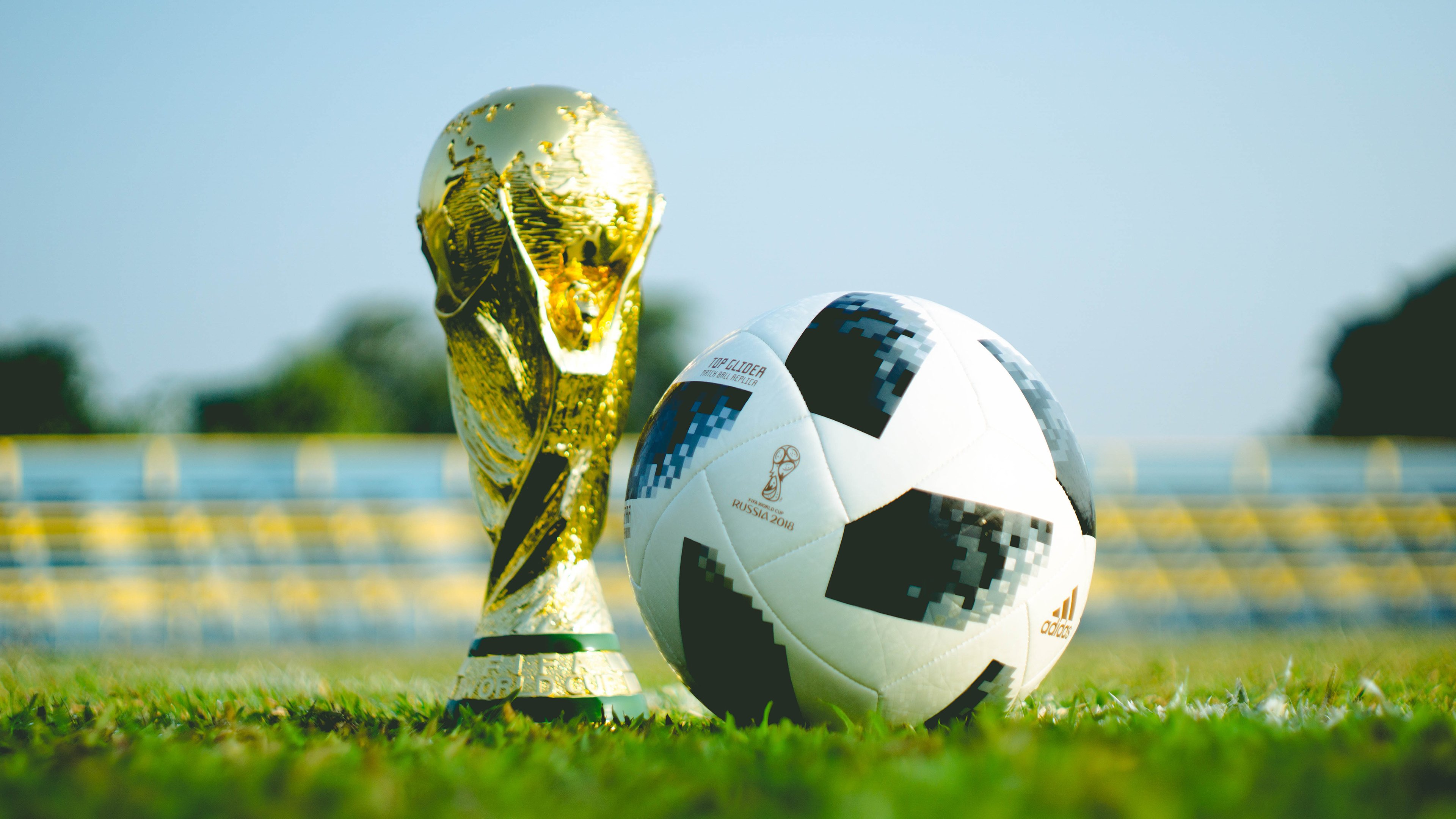 2026世界杯D组惊天冷门,厄瓜多尔大胜澳大利亚,三笘薰成亚洲之光